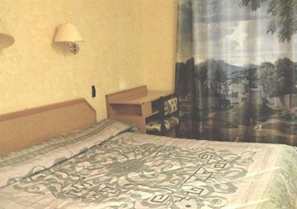 Hotel Leonard De Vinci 75011 Παρίσι Εξωτερικό φωτογραφία
